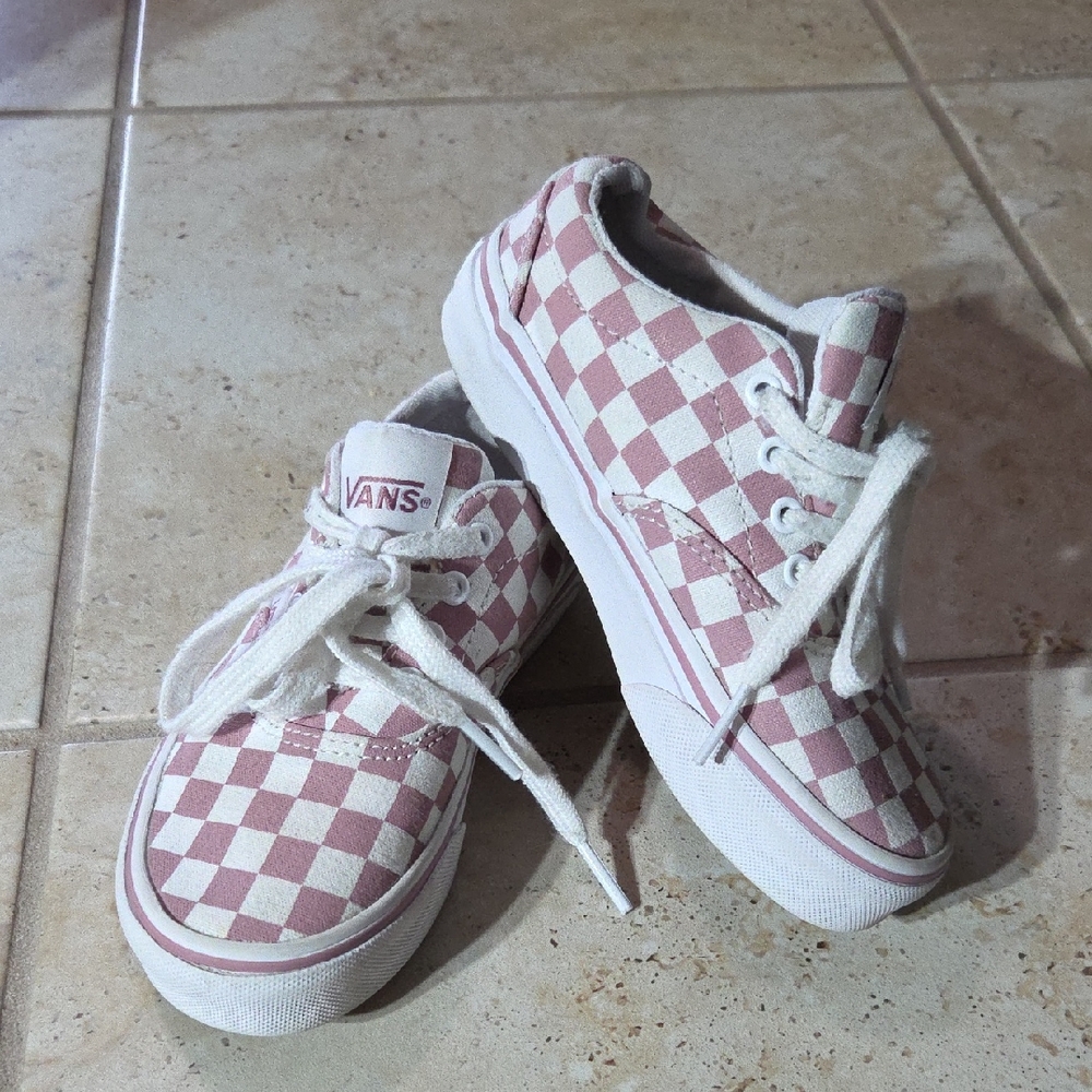 Vans Kids Sneakers in Pink and White Checkered Design. Worn Once